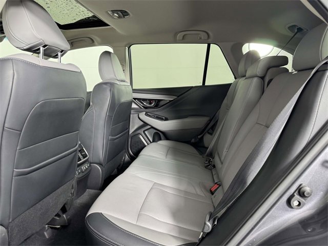 Used 2022 Subaru Outback Limited image 32