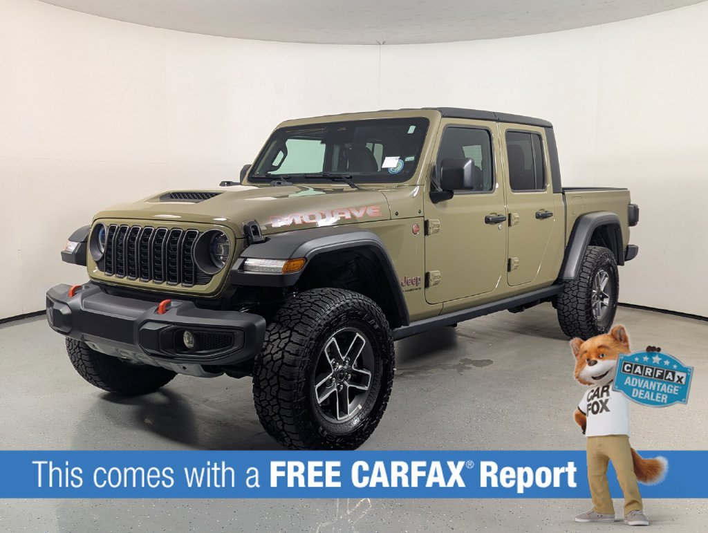 Used 2026 Jeep Gladiator Mojave AWD/4WD image 3
