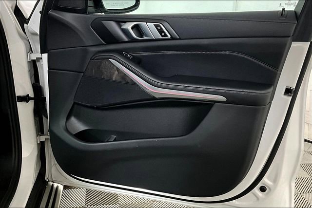 Used 2023 BMW X5 xDrive40i image 24