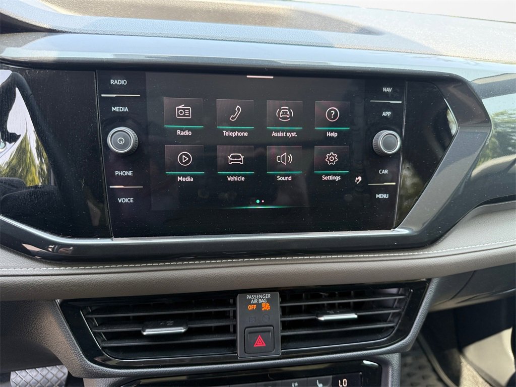 Used 2022 Volkswagen Taos SEL image 13