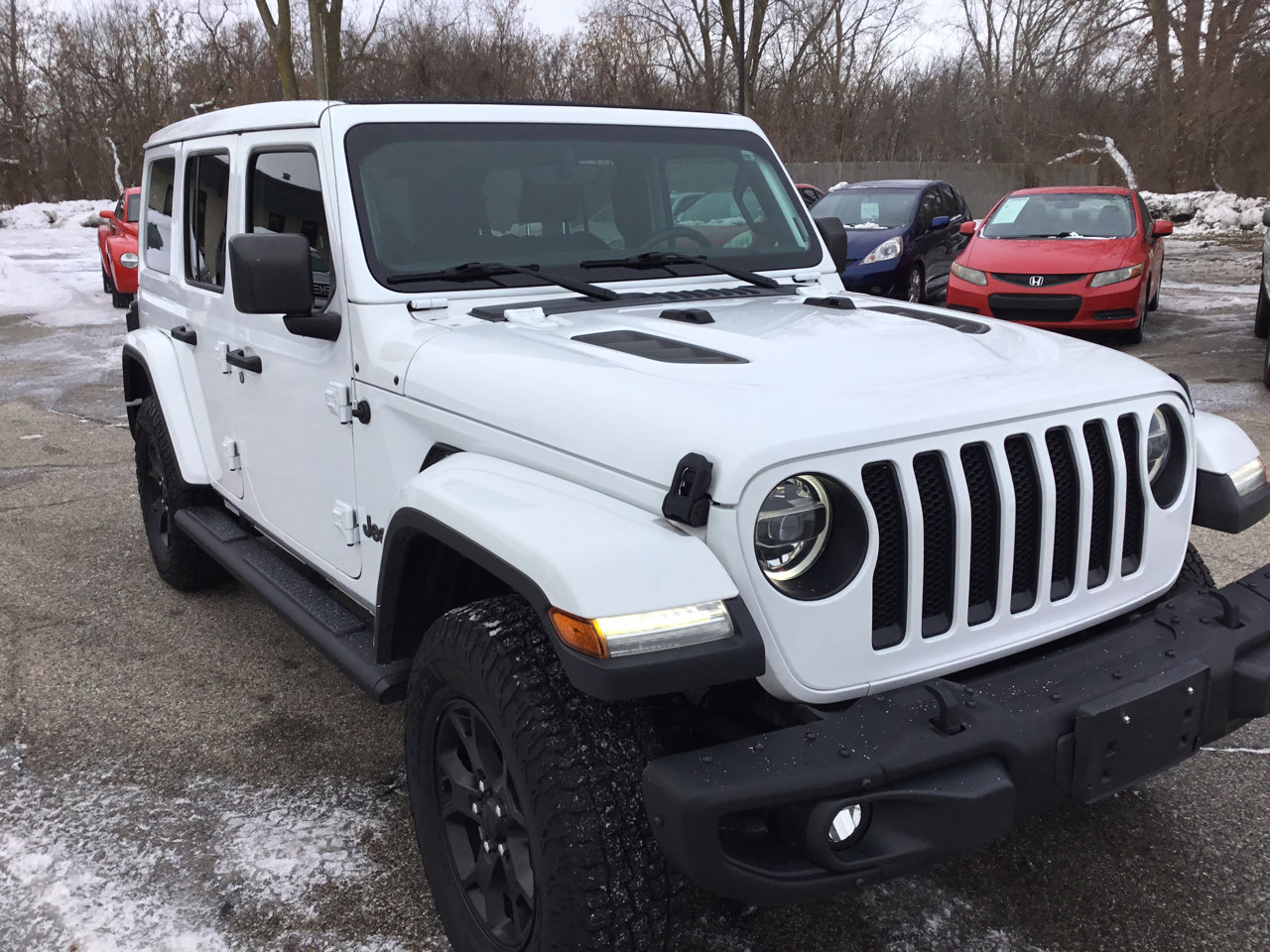 Used 2019 Jeep Wrangler Unlimited Sahara w/ Quick Order Package 24M Moab image 4