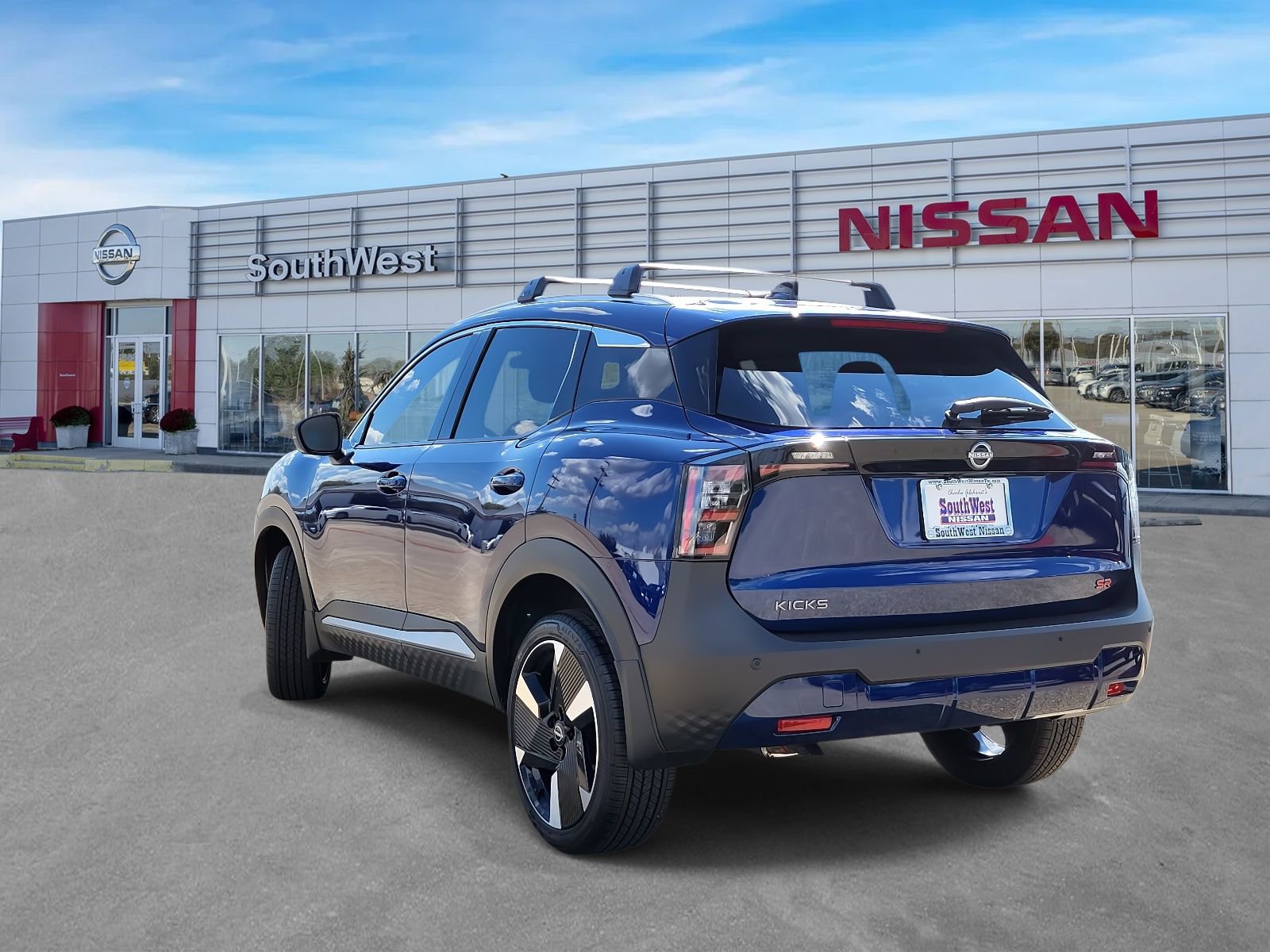 New 2026 Nissan Kicks SR FWD image 7