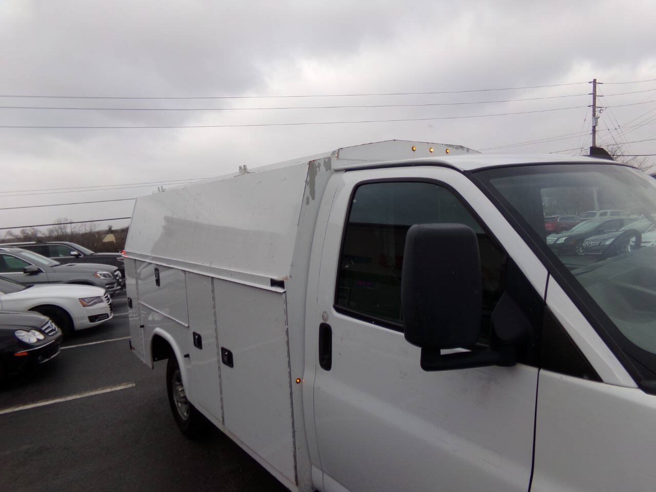 Used 2019 Chevrolet Express 3500 w/ Power Convenience Package RWD image 35