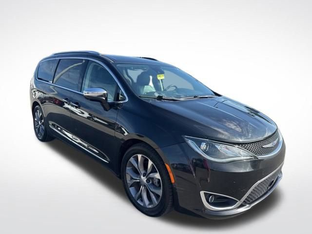 Used 2018 Chrysler Pacifica Limited w/ Advanced Safetytec Group FWD image 7