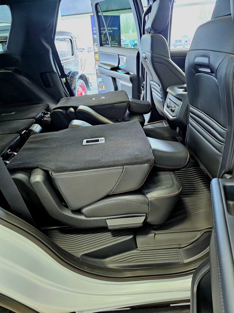 New 2025 Ford Expedition Tremor image 29