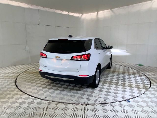 Used 2024 Chevrolet Equinox LT w/ LPO, Floor Liner Package FWD image 17