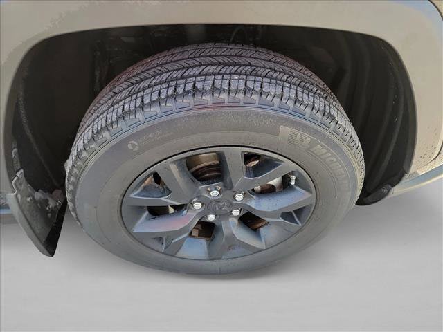 Used 2022 Toyota RAV4 LE FWD image 10