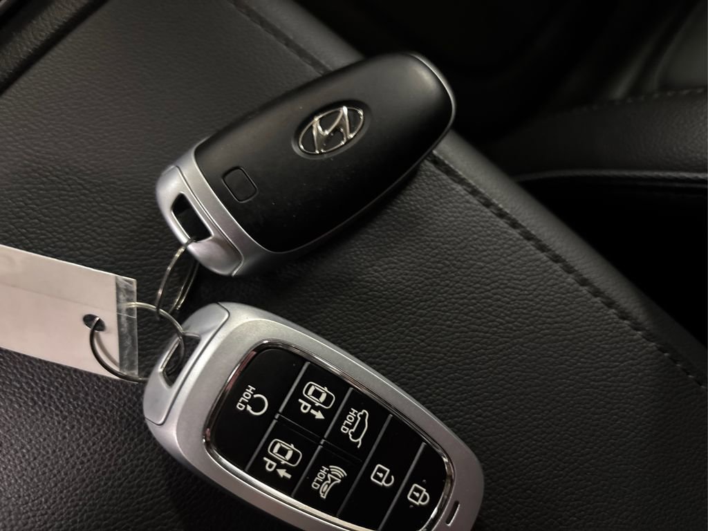 Used 2023 Hyundai Tucson Limited image 41