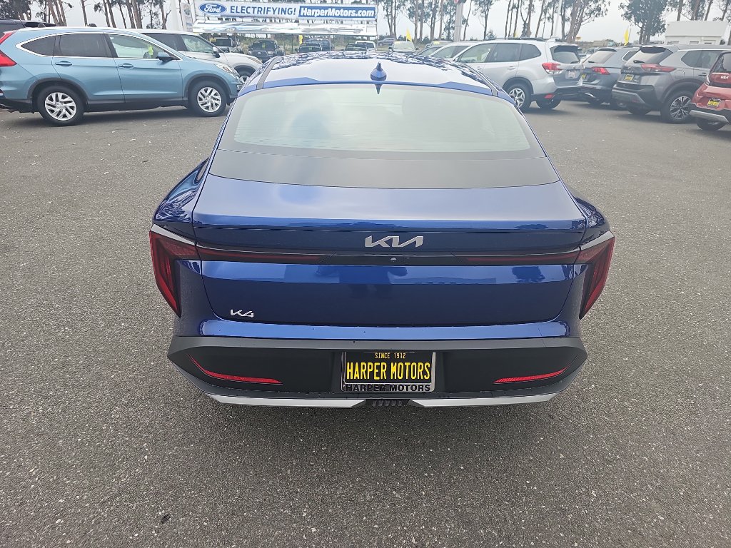 New 2025 Kia K4 LXS image 4