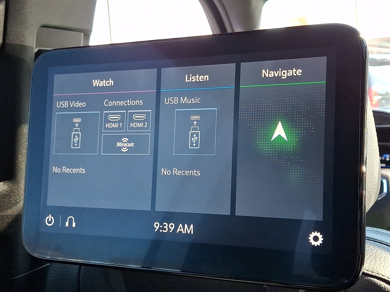 Used 2021 GMC Yukon XL Denali w/ Denali Premium Package image 13