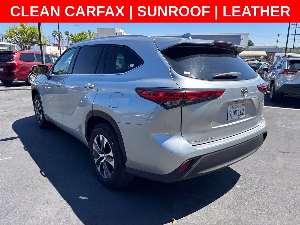 Used 2022 Toyota Highlander XLE FWD image 7