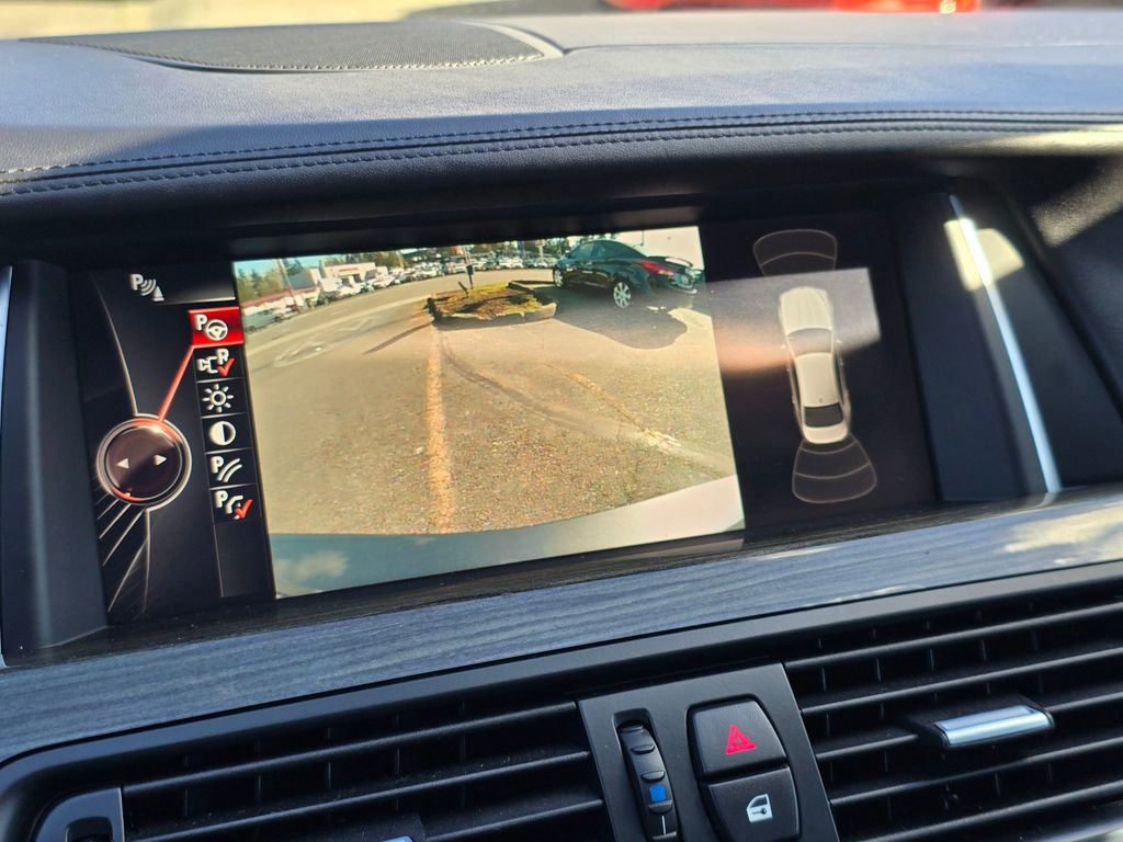 Used 2015 BMW 550i Sedan image 26