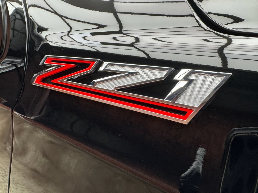 Used 2024 Chevrolet Tahoe Z71 AWD/4WD image 7