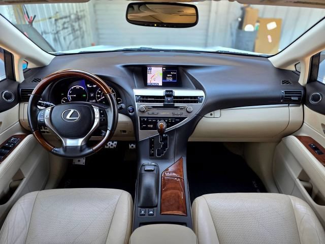 Used 2013 Lexus RX 450h AWD w/ Navigation Pkg image 9