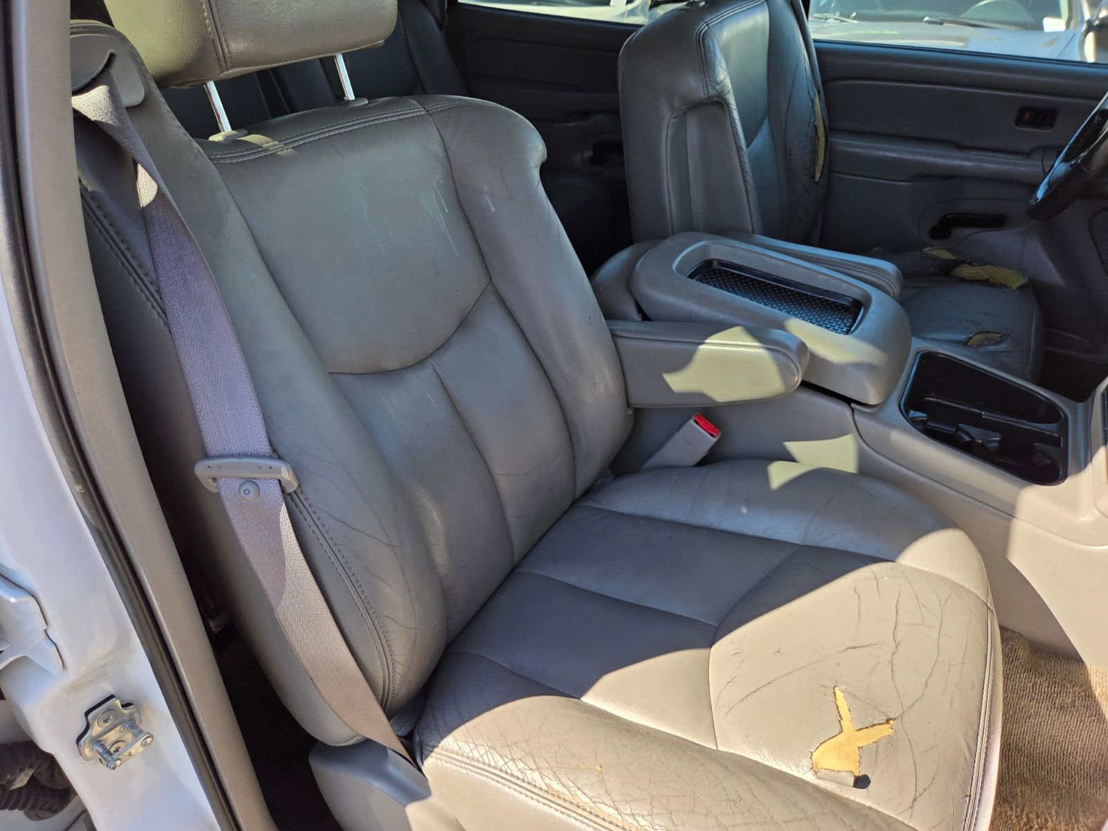 Used 2005 Chevrolet Tahoe LS w/ Preferred Equipment Group image 17