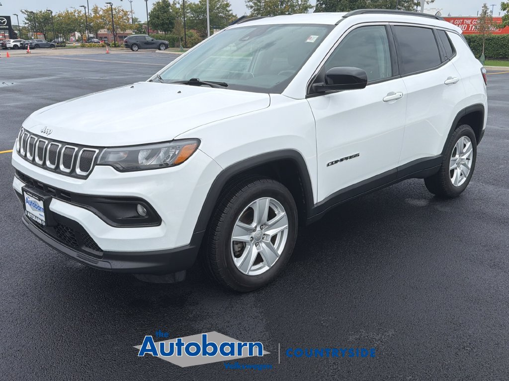 Used 2022 Jeep Compass Latitude w/ Convenience Group AWD/4WD image 3