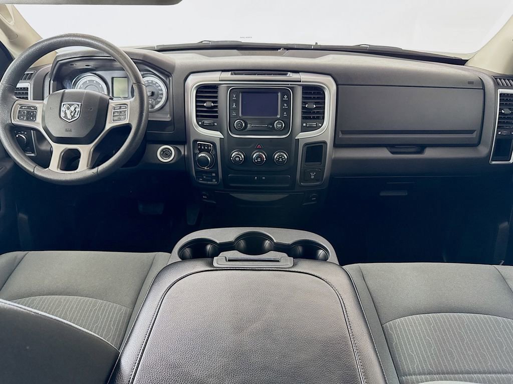 Used 2022 RAM 1500 Classic SLT image 13