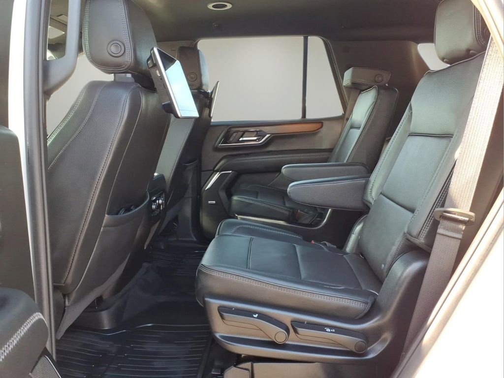 Used 2025 GMC Yukon Denali image 7