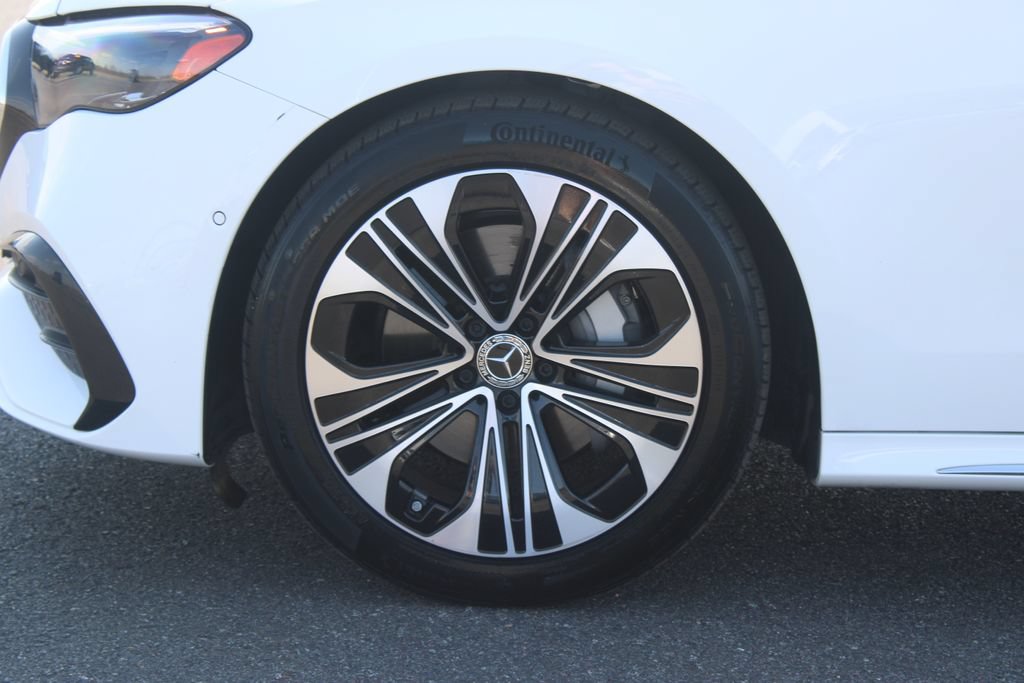 Used 2025 Mercedes-Benz E 350 Sedan image 18