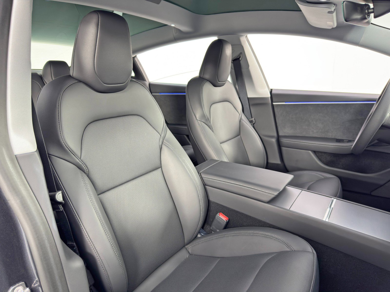 Used 2024 Tesla Model 3 Long Range image 41