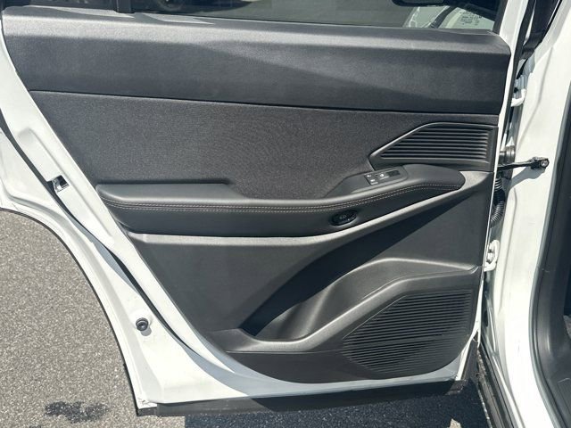 New 2026 Jeep Cherokee Laredo image 21