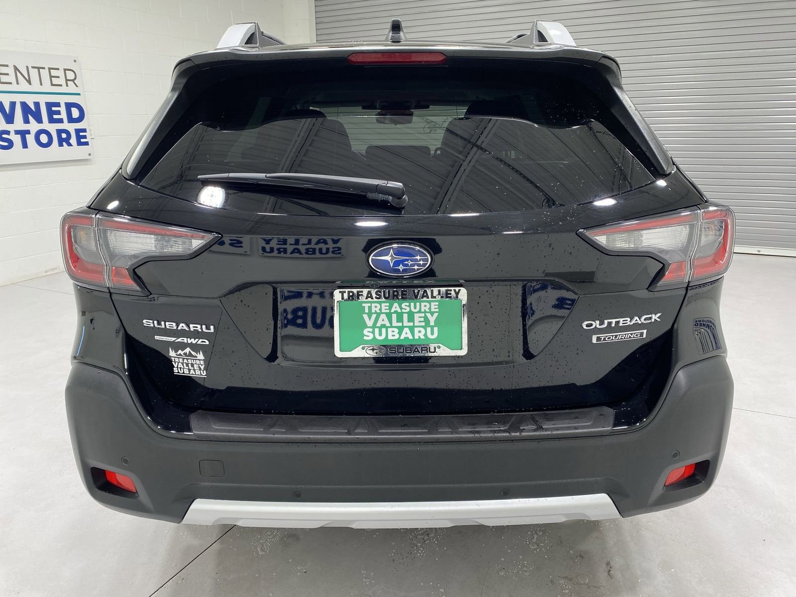 Certified 2025 Subaru Outback Touring w/ Tech Package 2 image 7