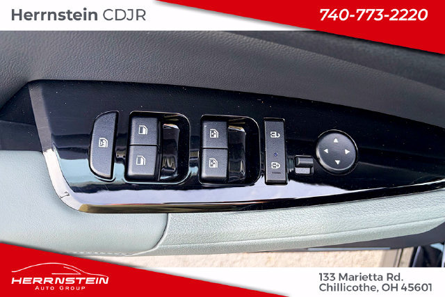 Used 2024 Kia Sportage X-Line w/ X-Line Premium Package AWD/4WD image 13