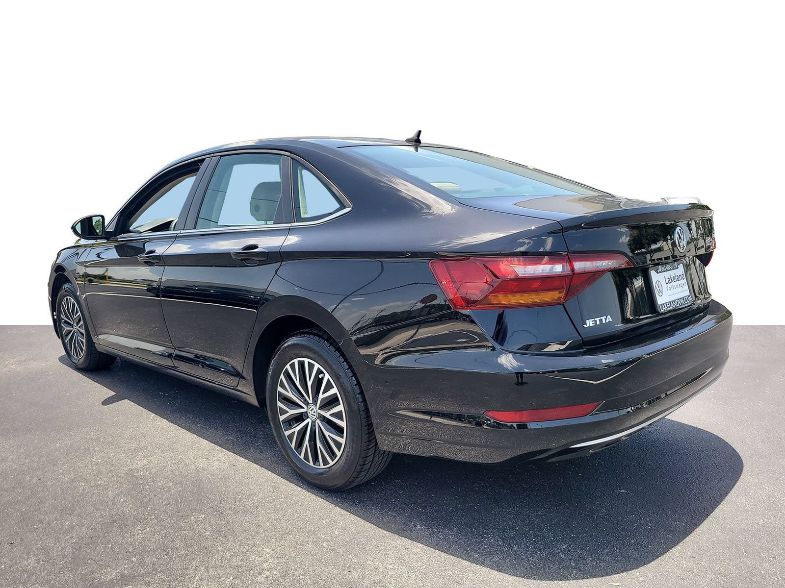Used 2019 Volkswagen Jetta SE w/ Cold Weather Package FWD image 4