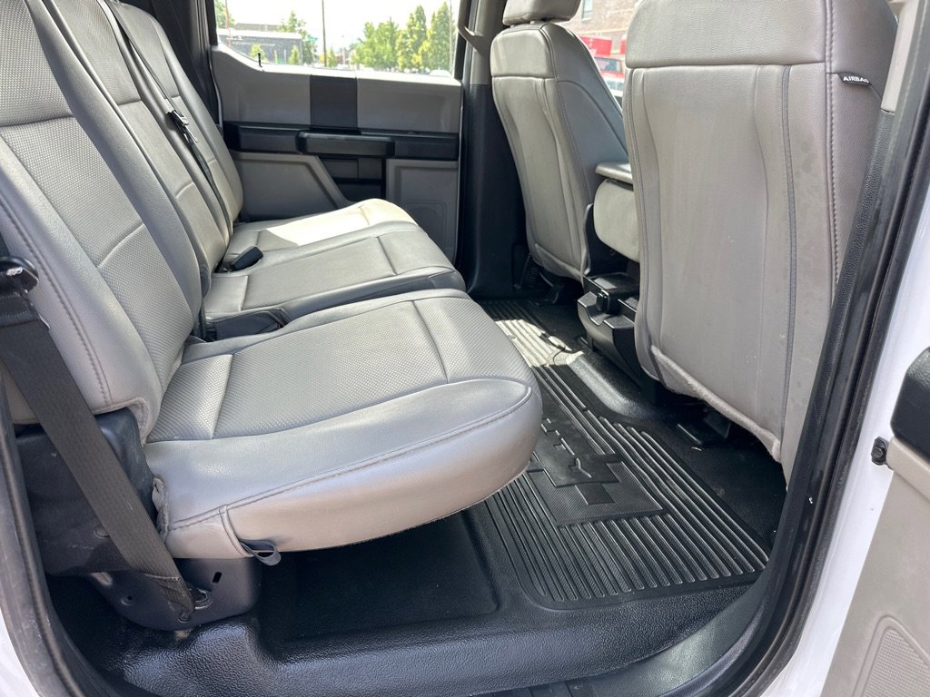 Used 2020 Ford F250 XL w/ Power Equipment Group image 9