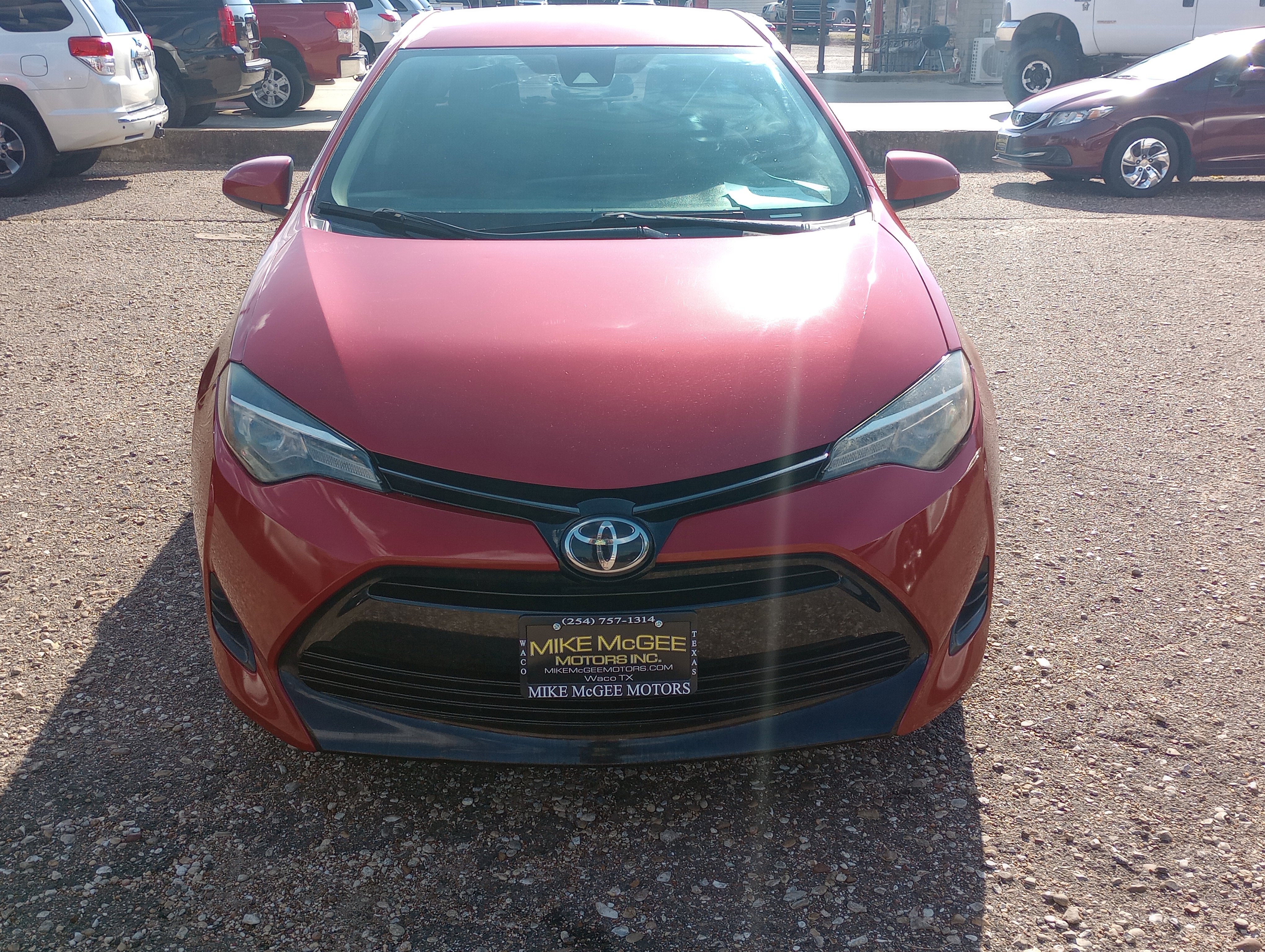 Used 2017 Toyota Corolla LE image 2