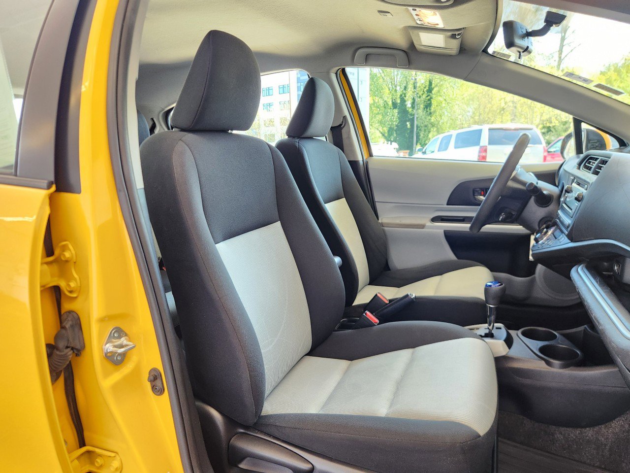 Used 2014 Toyota Prius C Two FWD image 11