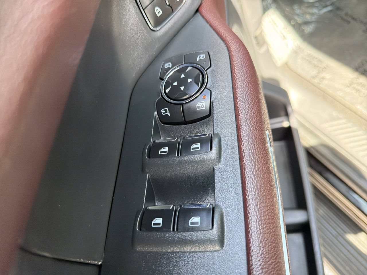 Certified 2024 Ford Expedition Limited AWD/4WD image 19