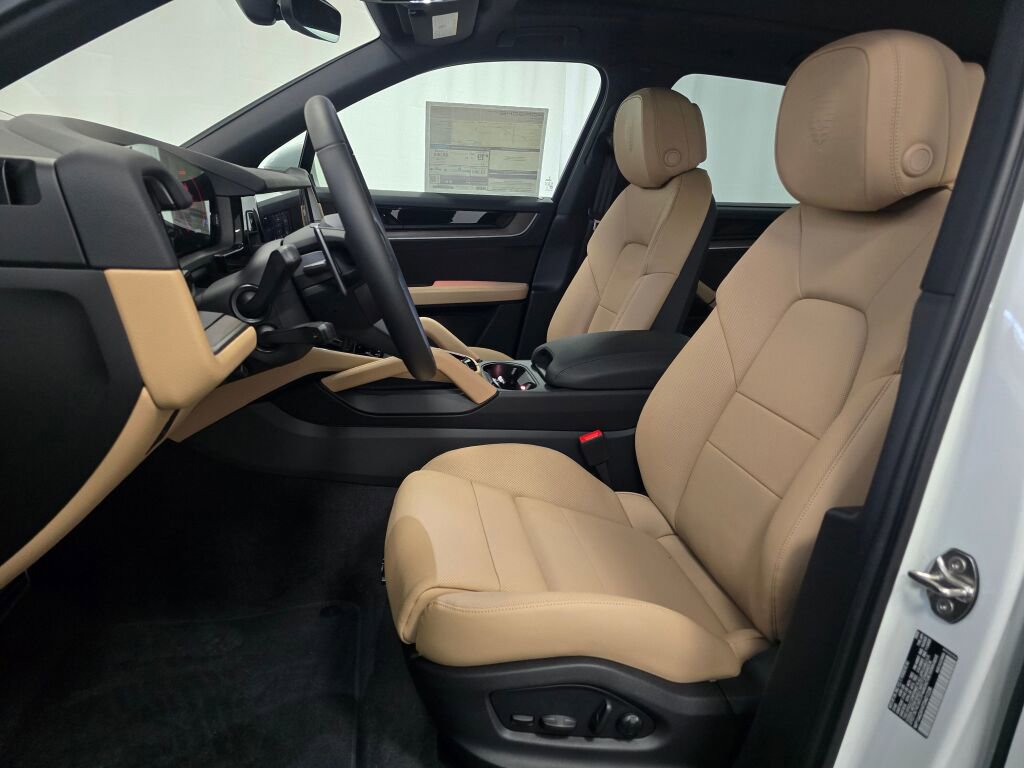 New 2026 Porsche Cayenne image 14