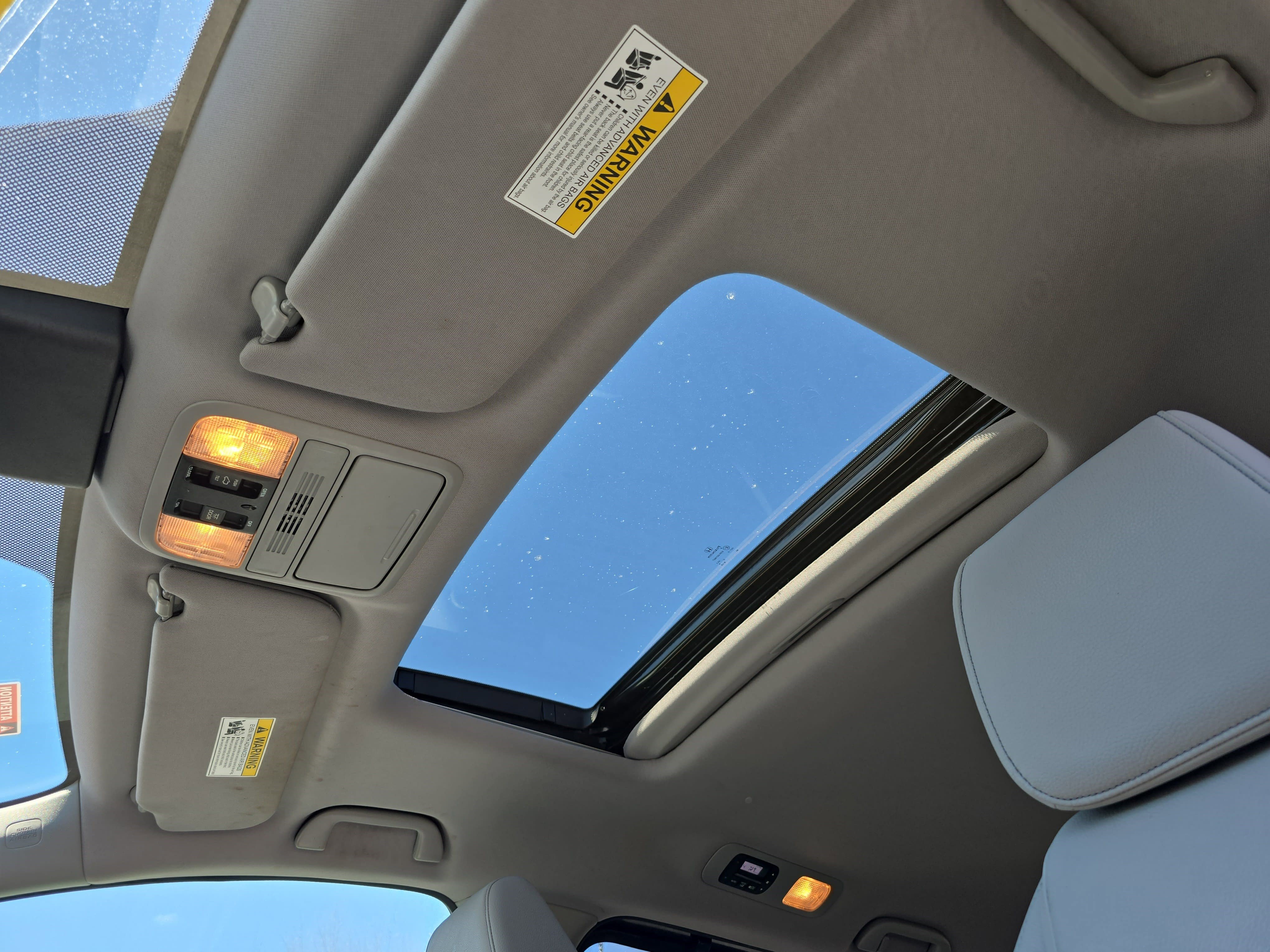 Used 2023 Honda Odyssey EX-L image 32