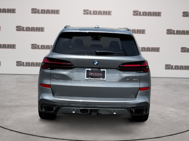 New 2026 BMW X5 xDrive40i w/ M Sport Package AWD/4WD image 4