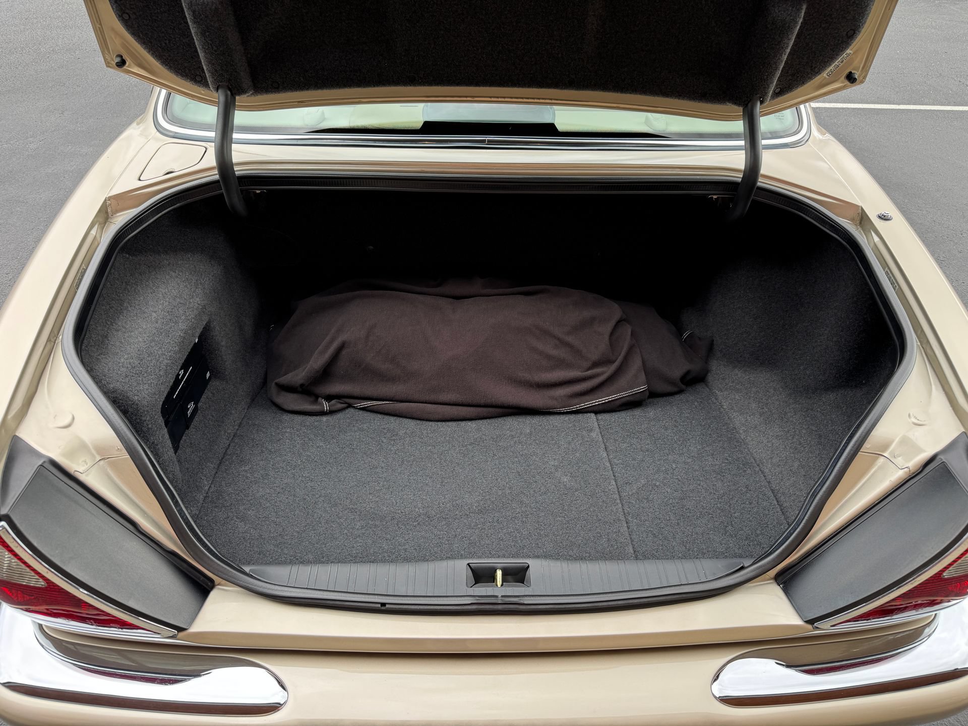 Used 2001 Jaguar XJ Supercharged RWD image 54