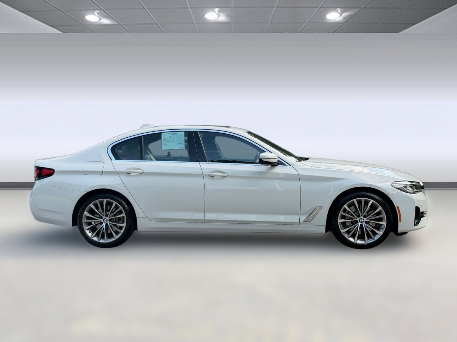 Used 2023 BMW 530i w/ Premium Package RWD image 8