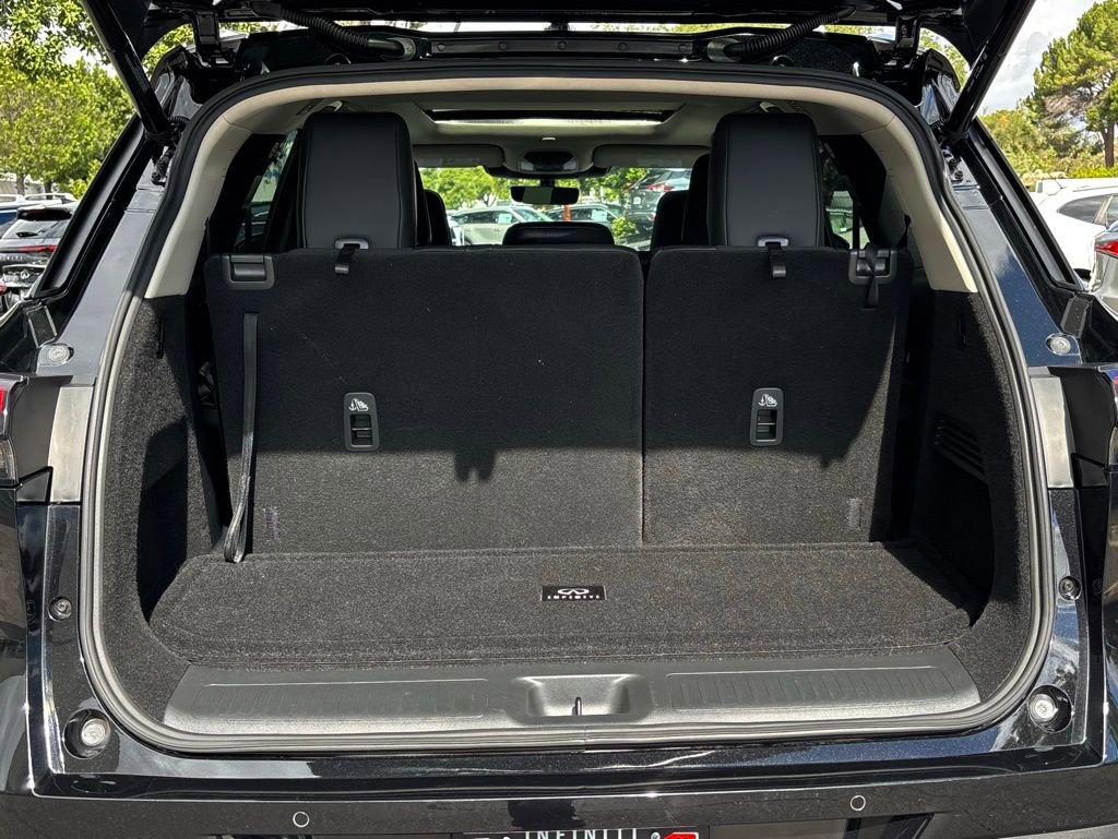 Certified 2026 INFINITI QX60 Luxe w/ Cargo Package image 28