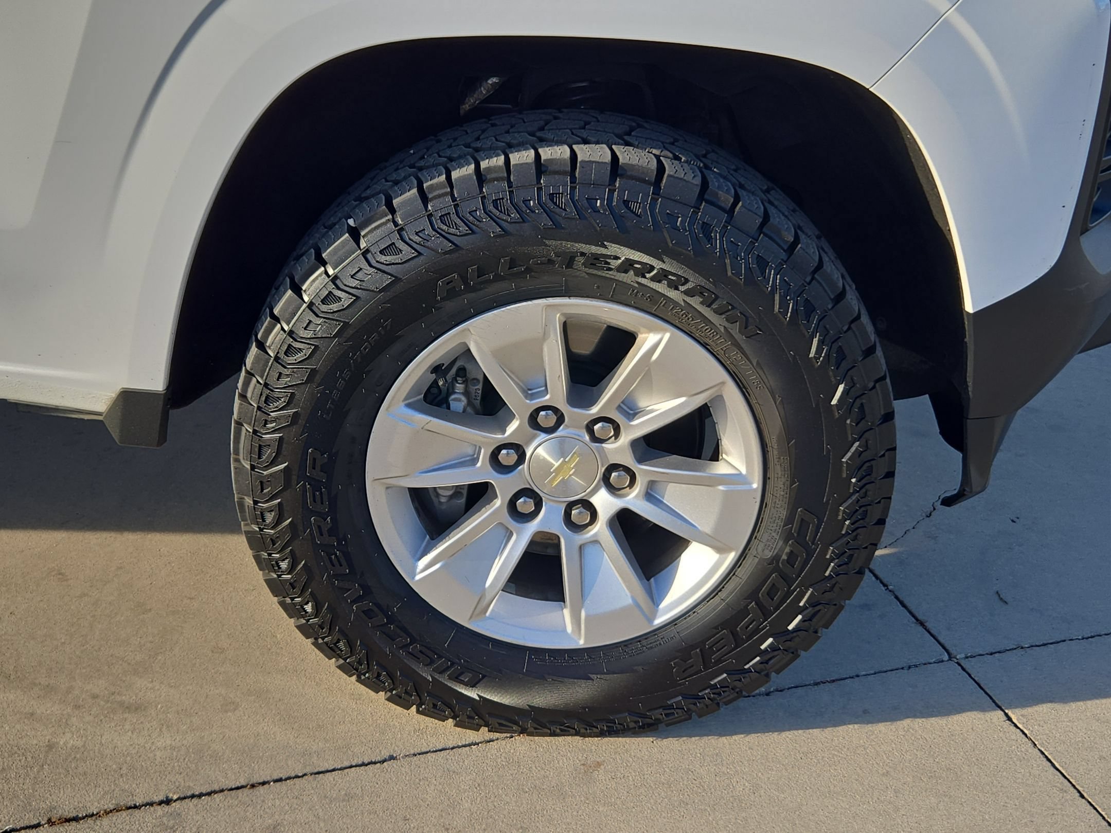 Certified 2024 Chevrolet Colorado W/T RWD image 27