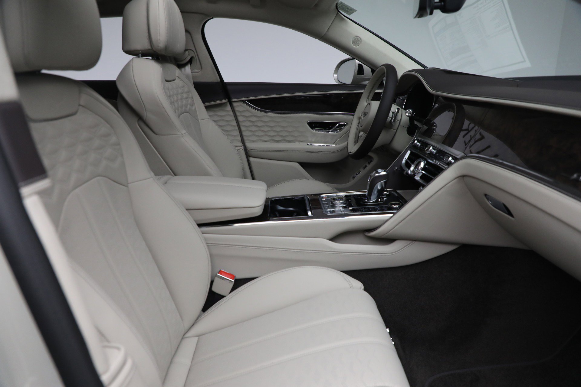 New 2025 Bentley Flying Spur Plug-In Hybrid image 25