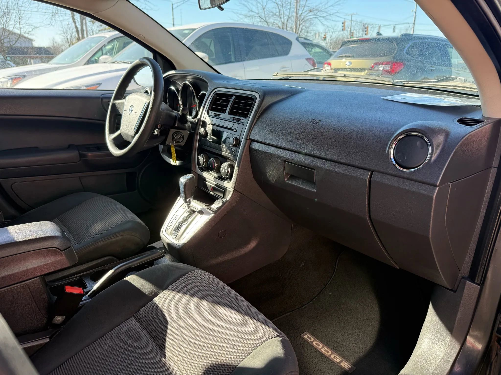 Used 2010 Dodge Caliber SXT image 12