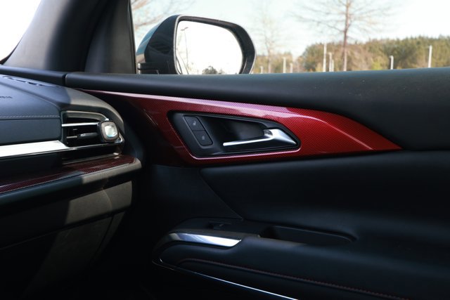 Used 2024 Chevrolet Traverse Z71 image 27