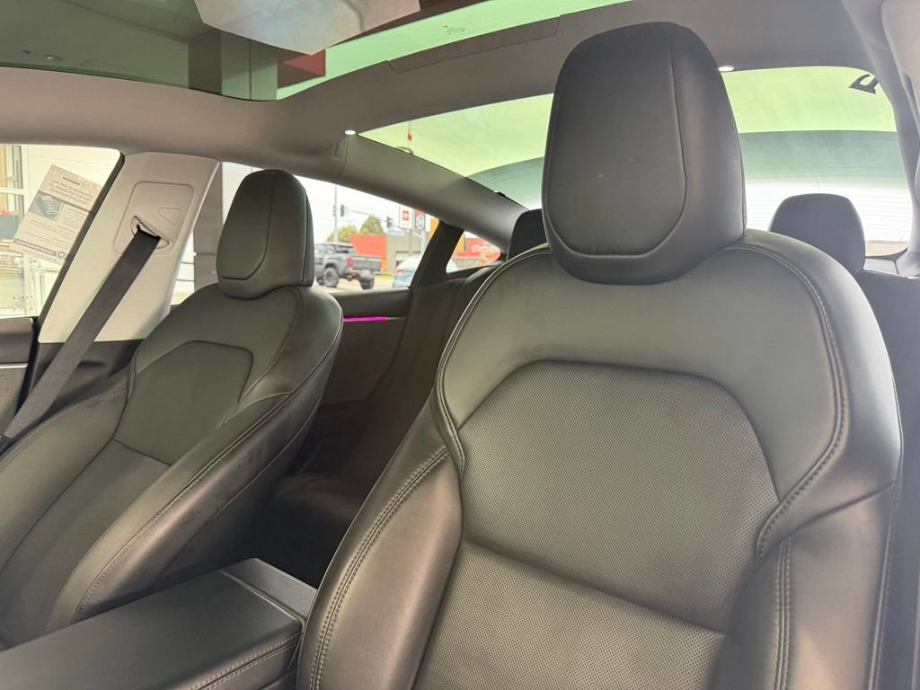Used 2024 Tesla Model 3 Standard Range RWD image 23