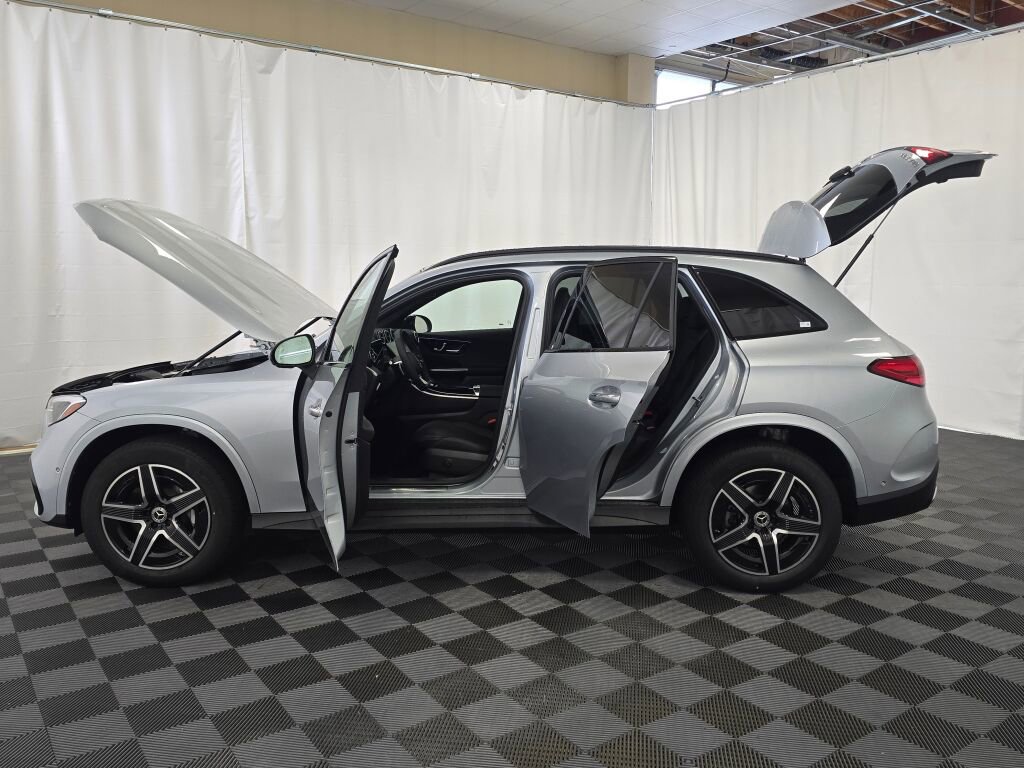 New 2026 Mercedes-Benz GLC 300 4MATIC image 12