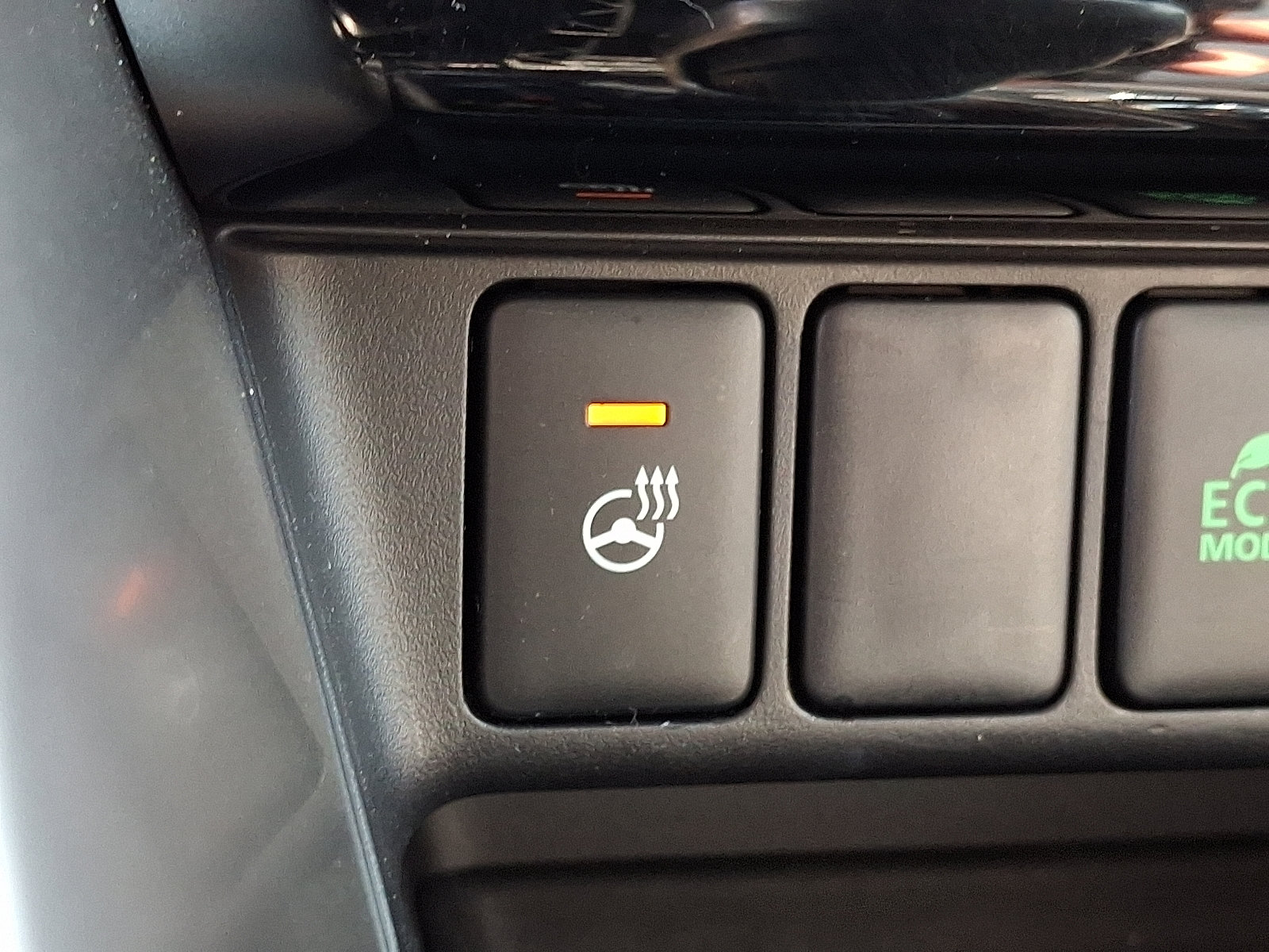 Used 2024 Mitsubishi Eclipse Cross SEL AWD/4WD image 23