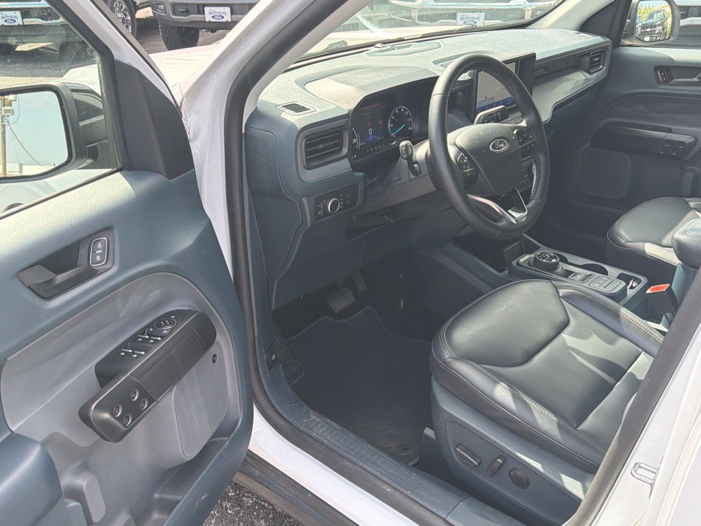 Used 2024 Ford Maverick Lariat w/ Black Appearance Package FWD image 12