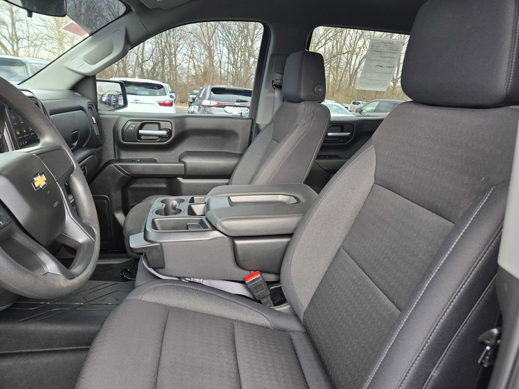 Certified 2025 Chevrolet Silverado 1500 Custom image 23