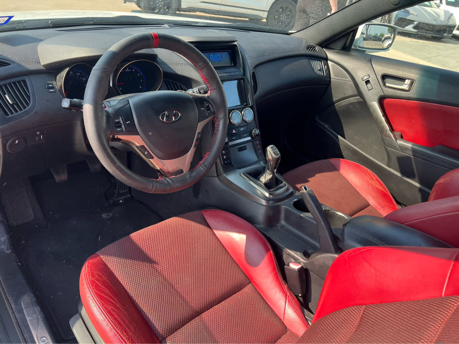 Used 2013 Hyundai Genesis 2.0T image 7