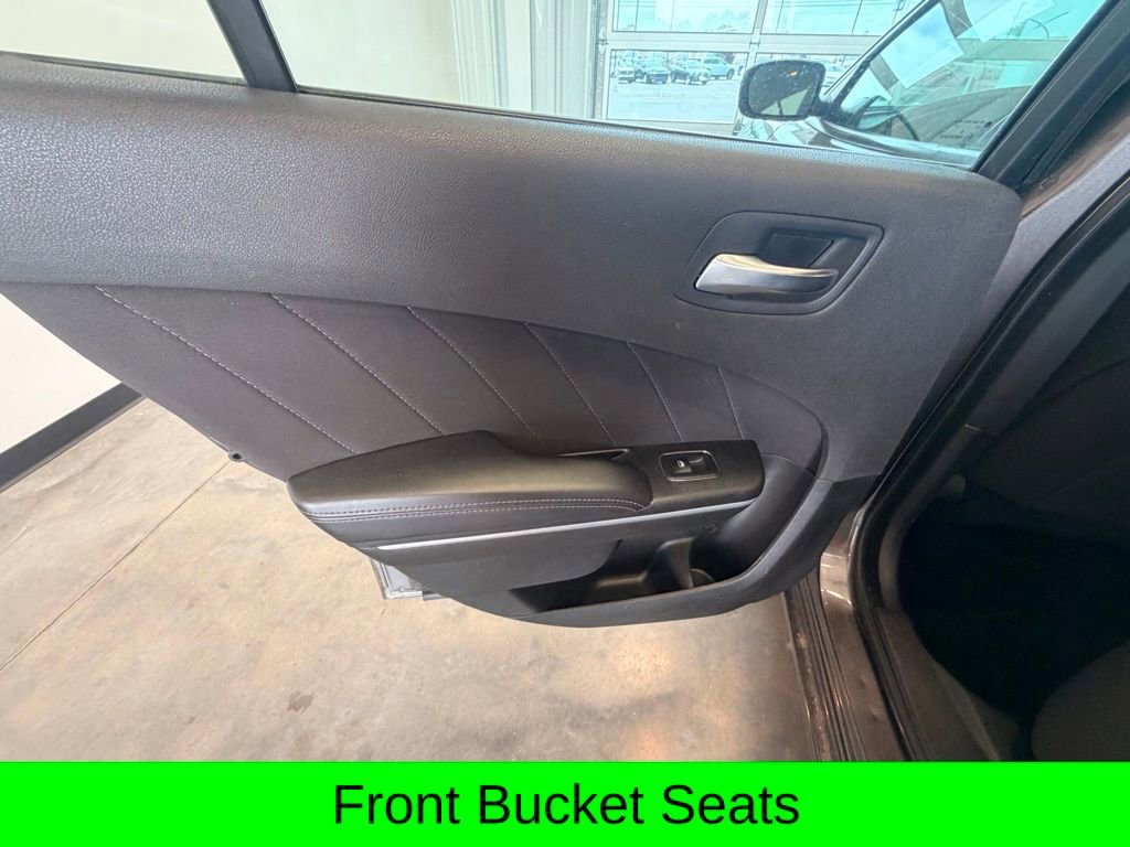 Used 2022 Dodge Charger SXT image 13