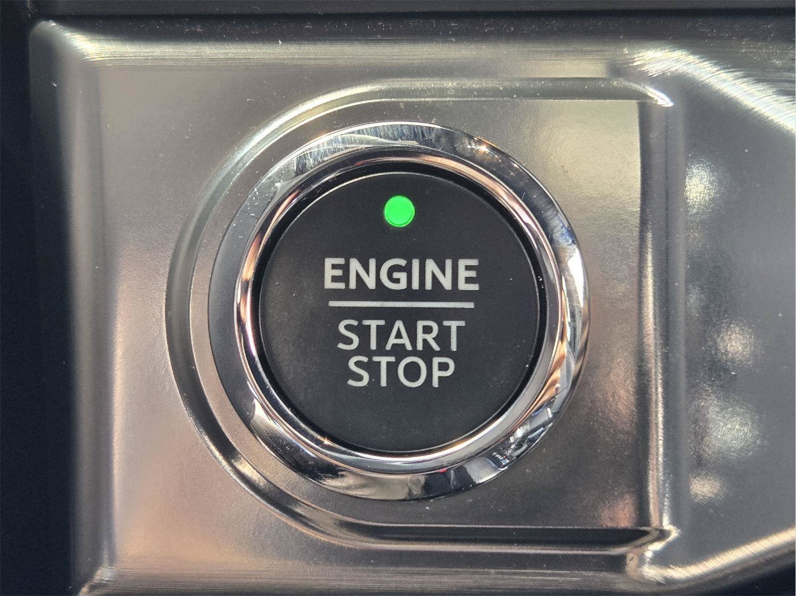Used 2023 Ford F150 Lariat w/ Equipment Group 502A High AWD/4WD image 17